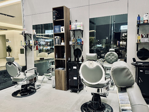حلاق vip spa