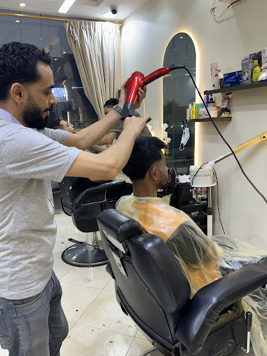 صالون مقص جواد أبيض (الموقع الجديد)