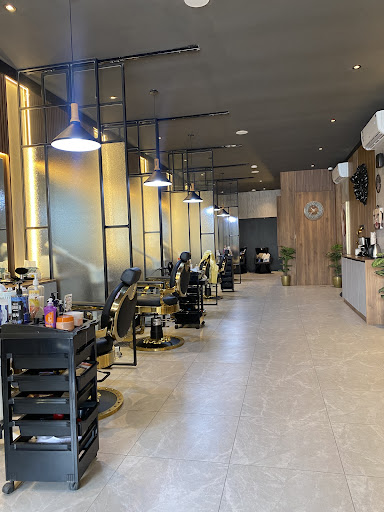DeeLeLa Barber Shop صالون ديليلا