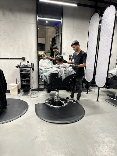صالون إكه للعناية بالرجل || EKKA BARBERSHOP
